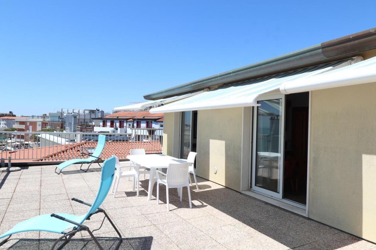 Penthouse Attico Mara Caorle Exterior foto