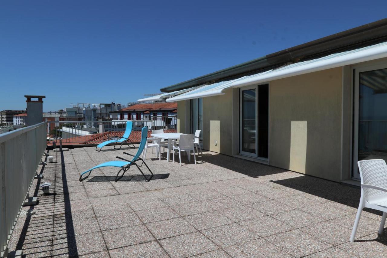 Penthouse Attico Mara Caorle Exterior foto