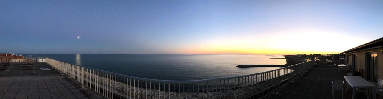 Penthouse Attico Mara Caorle Exterior foto